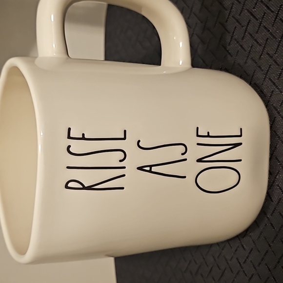 Rae Dunn rise as one mug. - Picture 4 of 4